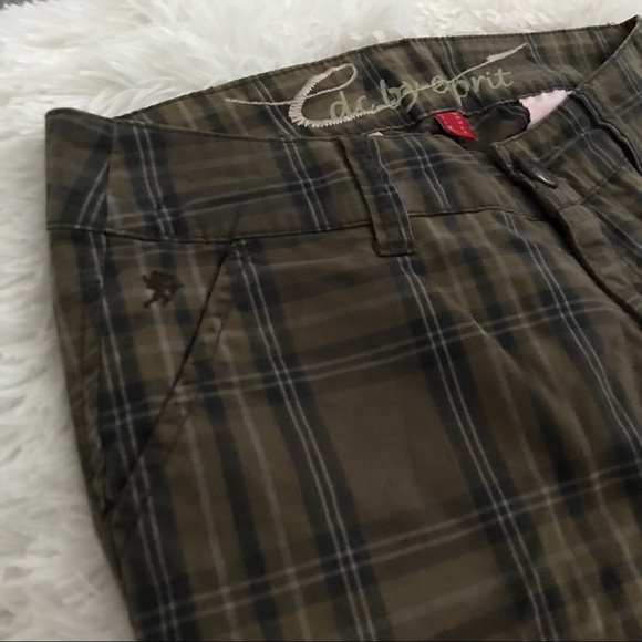 🌻 EDC by Esprit Girl Mid Vintage Shorts 🌻 - Picture 4 of 5